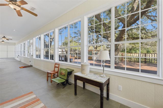 820 Candlelight Circle, Brenham, TX 77833