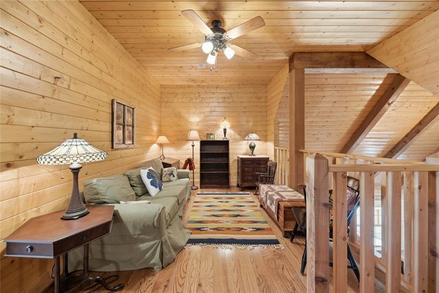 820 Candlelight Circle, Brenham, TX 77833