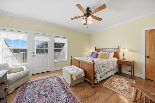 820 Candlelight Circle, Brenham, TX 77833