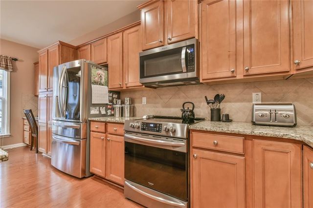 6407 Autumn Crest Lane, Hoschton, GA 30548