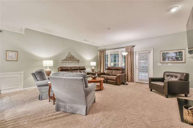 6407 Autumn Crest Lane, Hoschton, GA 30548