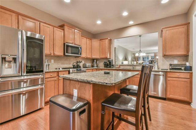 6407 Autumn Crest Lane, Hoschton, GA 30548