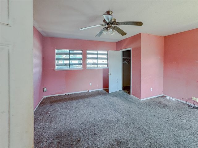 2702 Riggan St, Corpus Christi, TX 78404