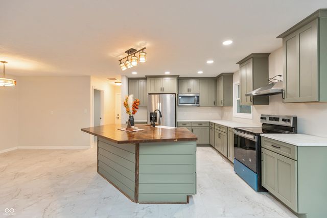 3680 N County Road 950 E, Brownsburg, IN 46112