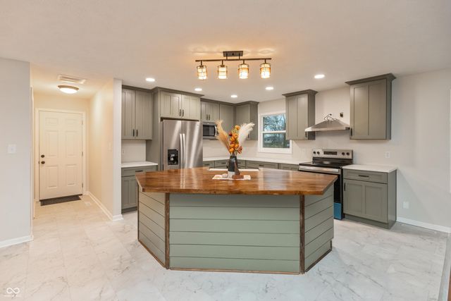 3680 N County Road 950 E, Brownsburg, IN 46112