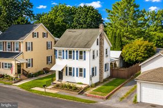 7588 TREXLER CIR, Trexlertown, PA 18087