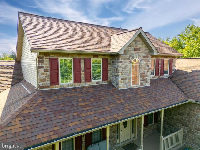 1458 HIGHFIELD COURT, Chambersburg, PA 17202