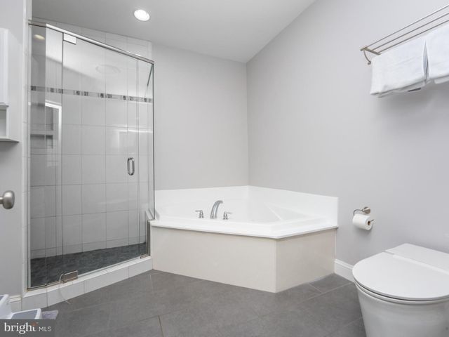 1458 HIGHFIELD COURT, Chambersburg, PA 17202