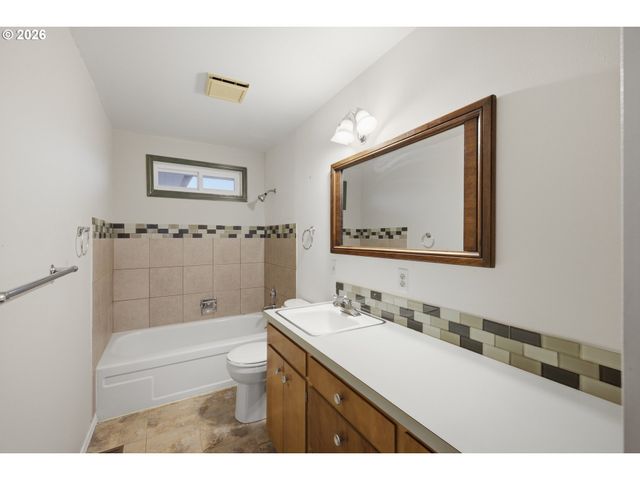 1485 PRINCETON Rd, Woodburn, OR 97071