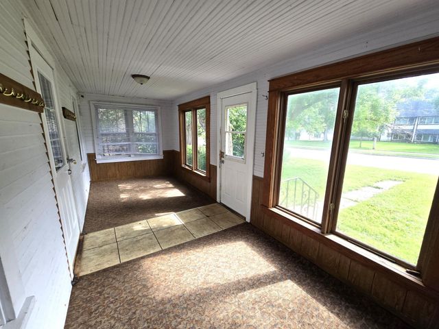 1317 6th Avenue S, Saint Cloud, MN 56301