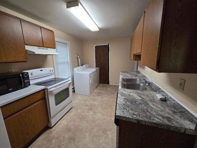 1317 6th Avenue S, Saint Cloud, MN 56301
