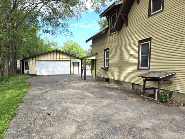 1317 6th Avenue S, Saint Cloud, MN 56301