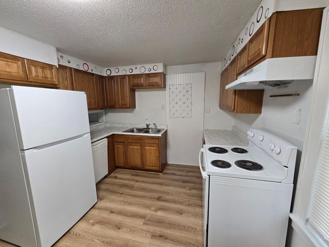 1317 6th Avenue S, Saint Cloud, MN 56301