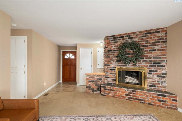 4004 W Nixon Street, Pasco, WA 99301