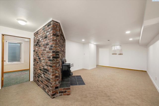 4004 W Nixon Street, Pasco, WA 99301