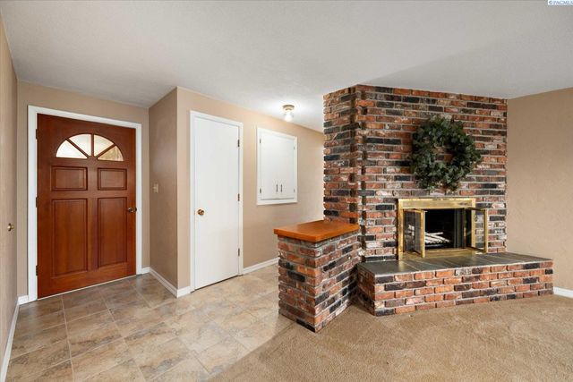 4004 W Nixon Street, Pasco, WA 99301