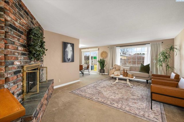 4004 W Nixon Street, Pasco, WA 99301