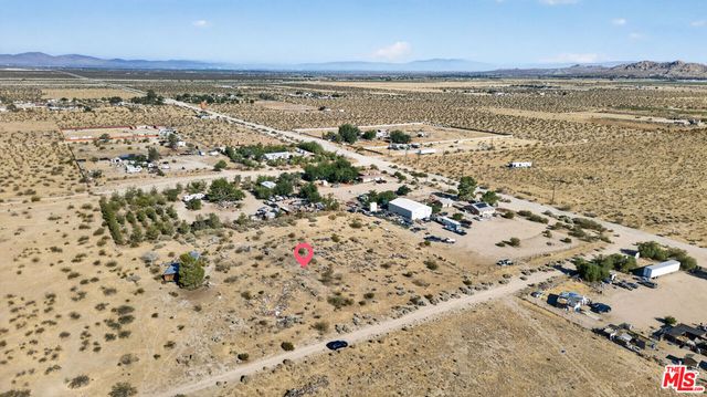 171 E Avenue T 2, Palmdale, CA 93591