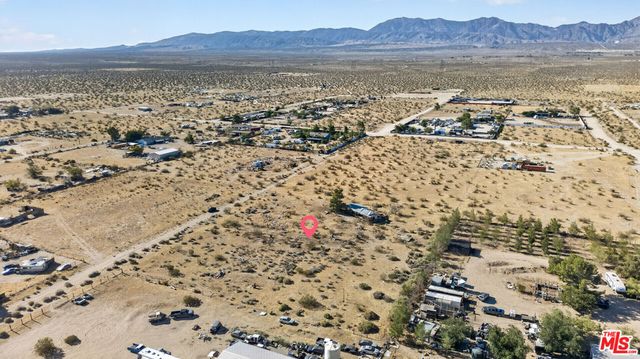 171 E Avenue T 2, Palmdale, CA 93591