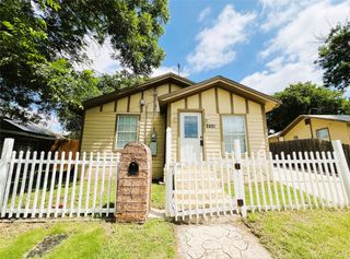 2621 E 12th Street, Fort Worth, TX 76111