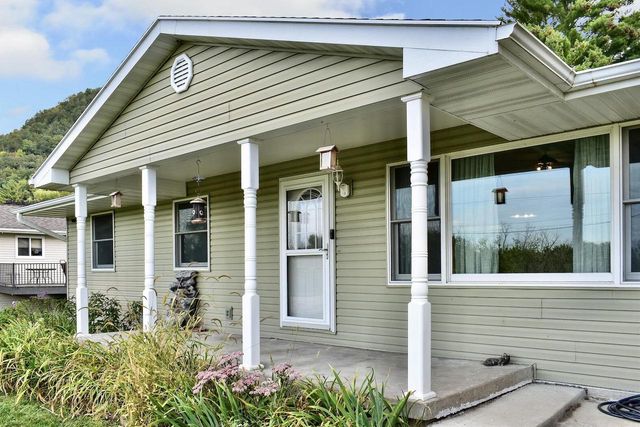 1244 Fountain STREET, Fountain City, WI 54629