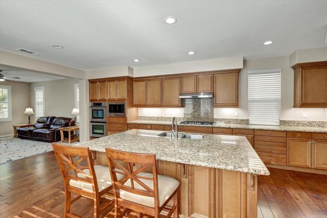 1823 Sheridan Way, San Marcos, CA 92078