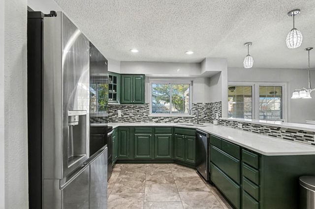 6709 Sunnybank Drive, Fort Worth, TX 76137