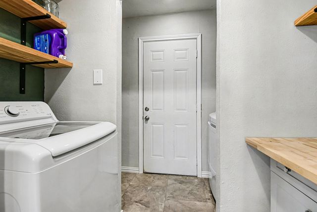 6709 Sunnybank Drive, Fort Worth, TX 76137