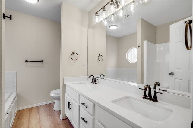 3011 Beaver Creek Street, Springdale, AR 72764