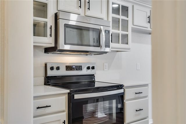 3011 Beaver Creek Street, Springdale, AR 72764