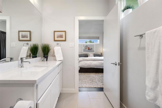 1269 Clifftop Lane, Dallas, TX 75208