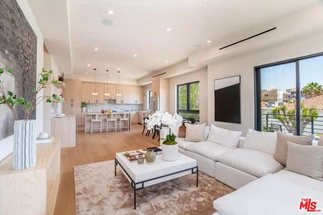 1863 Barry Avenue, Los Angeles, CA 90025