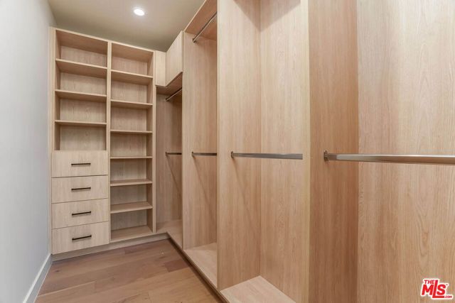 1863 Barry Avenue, Los Angeles, CA 90025