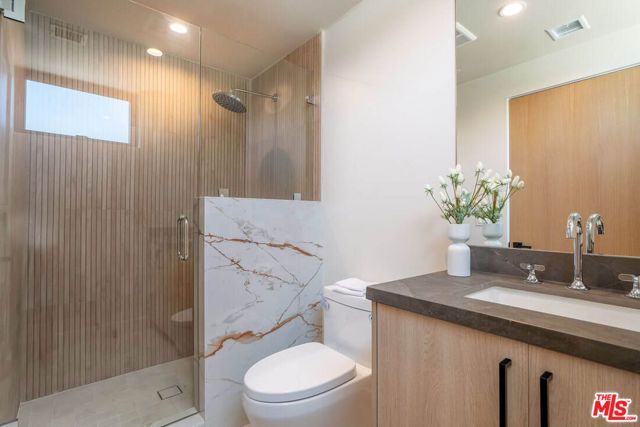 1863 Barry Avenue, Los Angeles, CA 90025