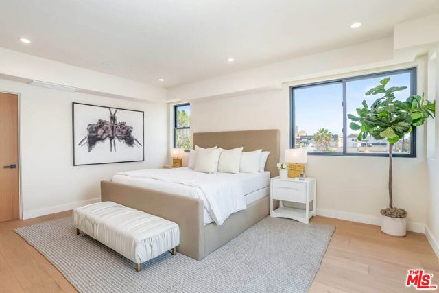 1863 Barry Avenue, Los Angeles, CA 90025