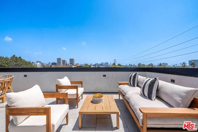 1863 Barry Avenue, Los Angeles, CA 90025