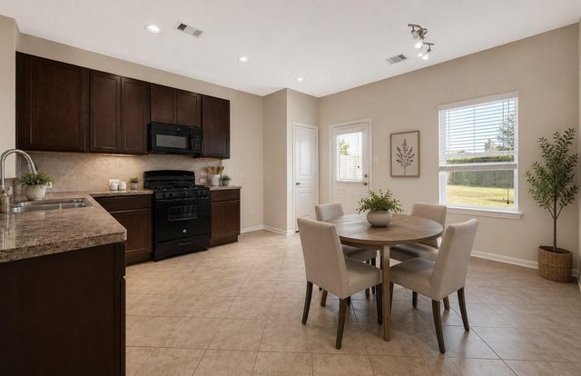 4811 Seaside Sparrow Lane, Baytown, TX 77521
