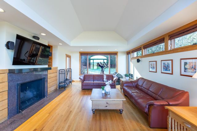 48 Rennie Road, Hanover, NH 03755