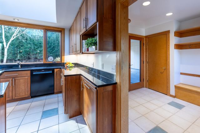 48 Rennie Road, Hanover, NH 03755