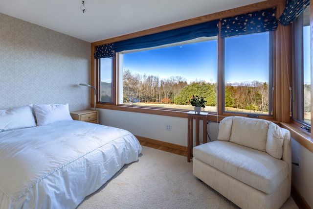 48 Rennie Road, Hanover, NH 03755