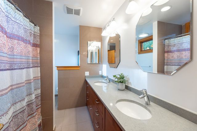 48 Rennie Road, Hanover, NH 03755