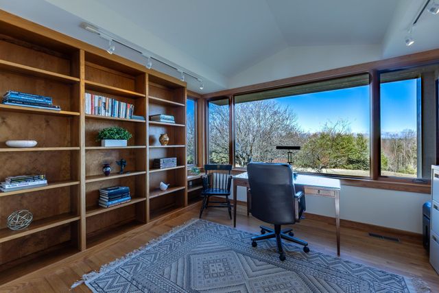 48 Rennie Road, Hanover, NH 03755