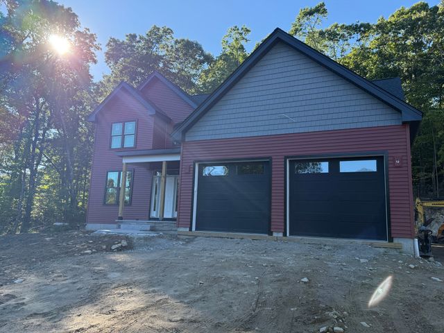 47 Southwick Rd, Sutton, MA 01590