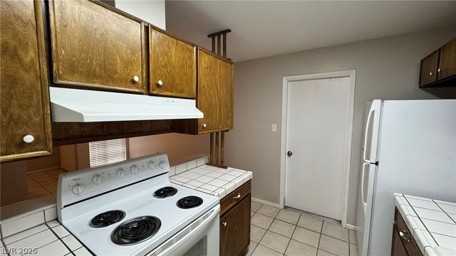 6520 DINNING Avenue 0, Las Vegas, NV 89107