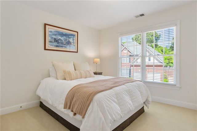 4427 Oakdale Vinings Landing, Smyrna, GA 30080