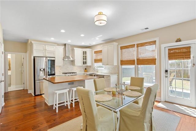 4427 Oakdale Vinings Landing, Smyrna, GA 30080