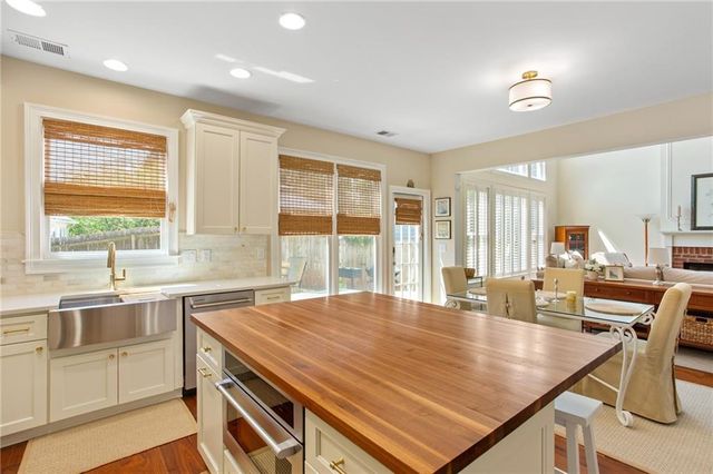 4427 Oakdale Vinings Landing, Smyrna, GA 30080