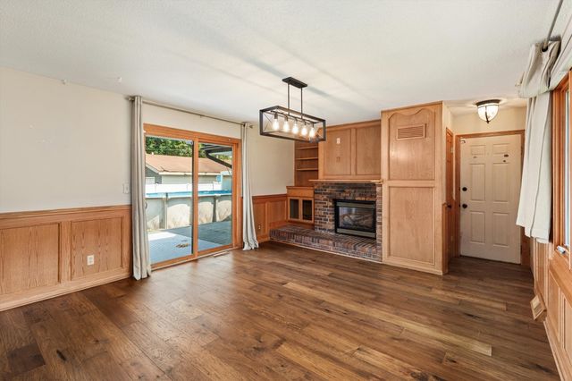 309 SE 8th Street, Ankeny, IA 50021
