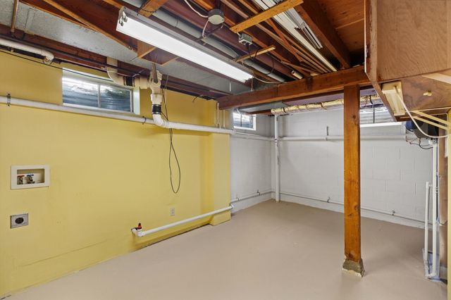 309 SE 8th Street, Ankeny, IA 50021