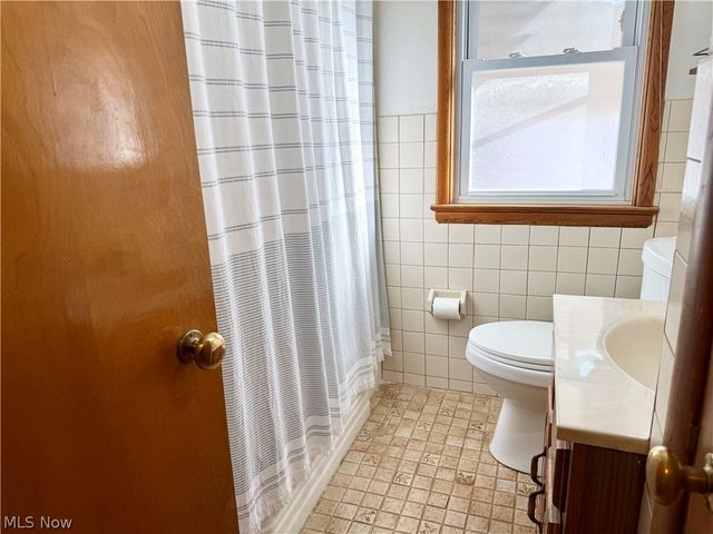 4863 E 93rd Street, Garfield Heights, OH 44125